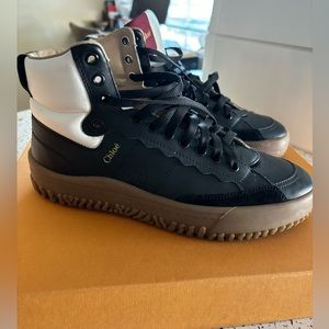 Chloe Franckie high-top black leather sneakers with gum sole